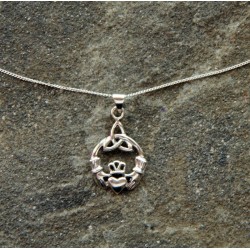 Claddagh with Trinity Knot